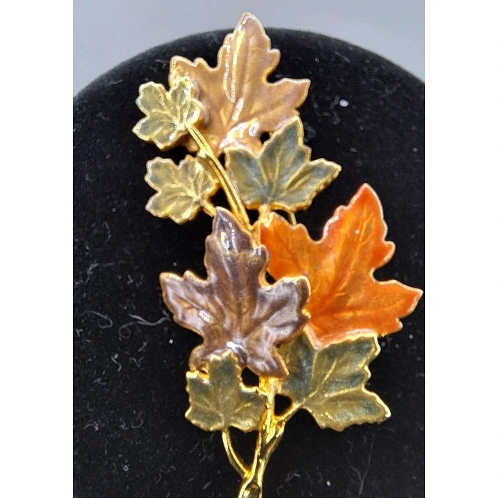 Vintage Signed KC Fall Colored Orange Green Brown Gold Tone Leaf Brooch/Pin